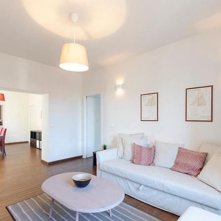 Joivy Spacious Family Apt For 4, In Carignano, Génova Exterior foto
