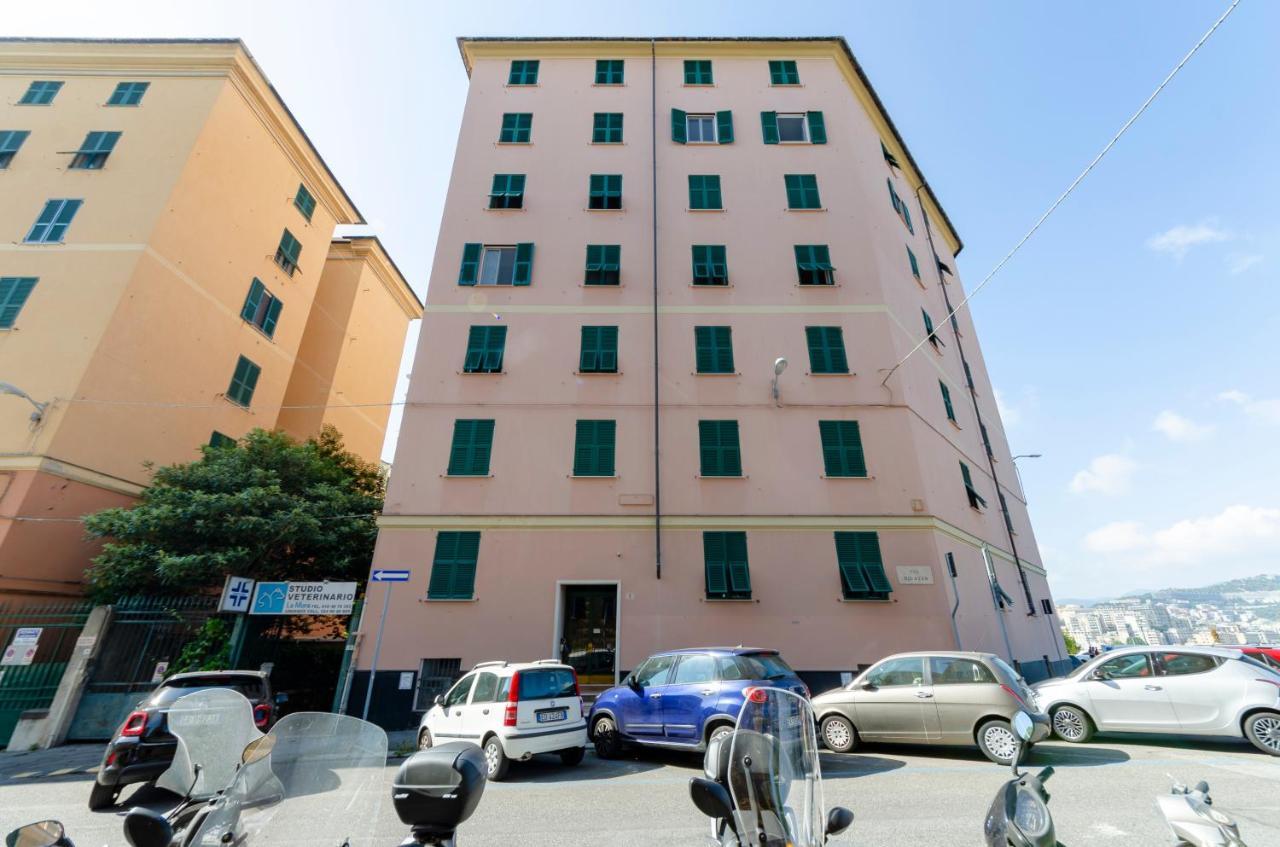 Joivy Spacious Family Apt For 4, In Carignano, Génova Exterior foto