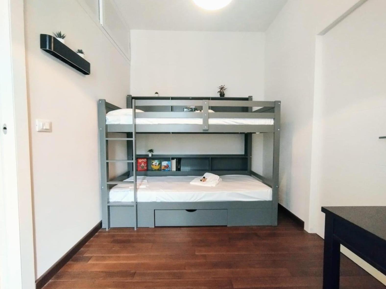Joivy Spacious Family Apt For 4, In Carignano, Génova Exterior foto